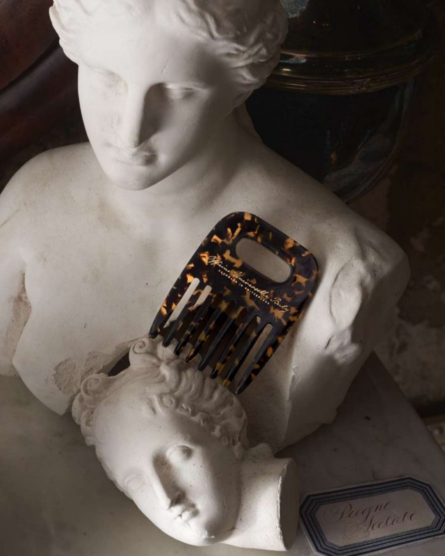 オフィシーヌ・ユニヴェルセル・ビュリー コーム　アフロコーム　セット売り オフィシーヌ・ユニヴェルセル・ビュリー コーム アフロコーム