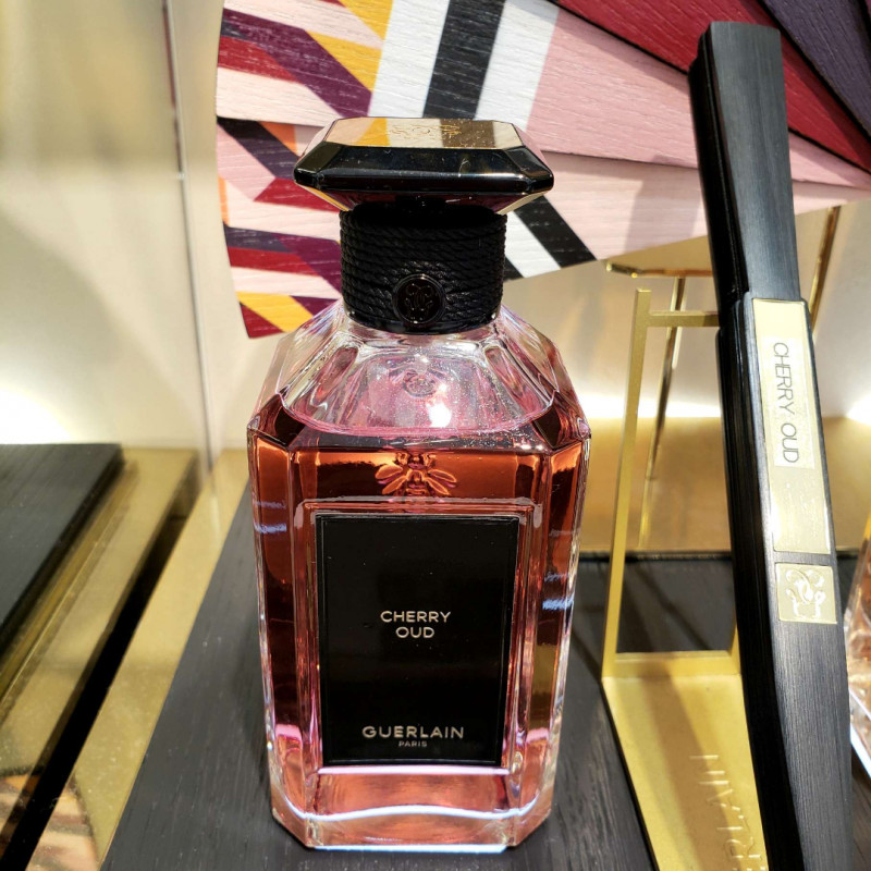 最終値下げ】GUERLAIN CHERRY OUD EDP 100ml-